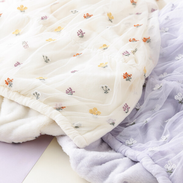 ＼ SUMMER SALE✨📢 ／小花柄ひざ掛け🌼💜