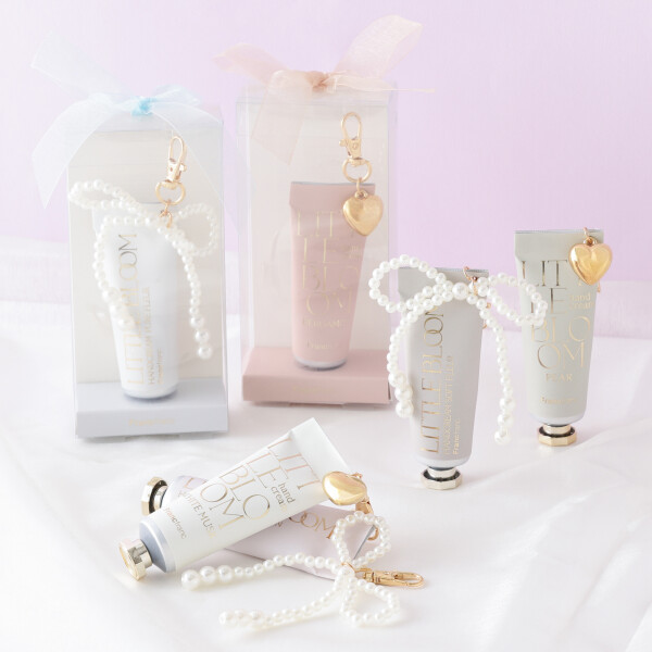 【2026 Spring Collection🦋】チャーム付きハンドクリーム🎀🫧