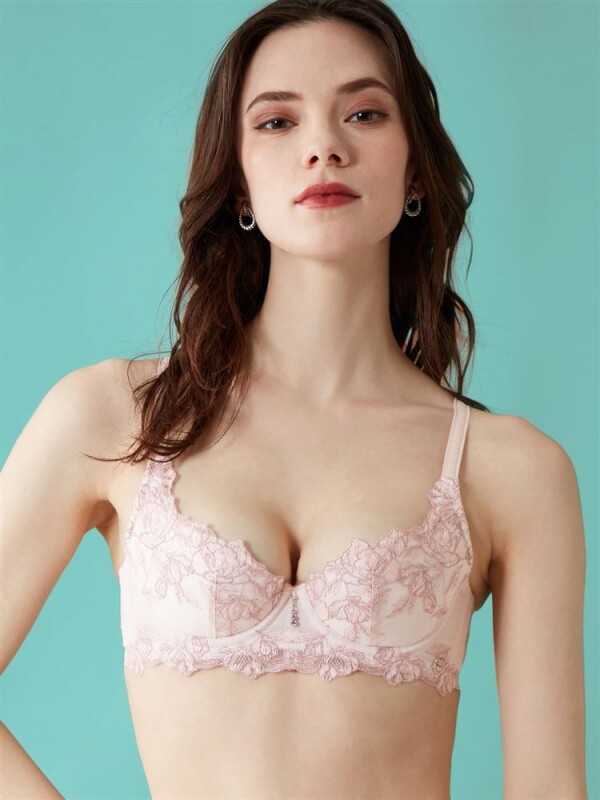 ✨大人の女性を内面から輝かせるPremium Lineシリーズ✨