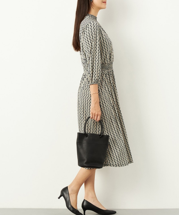 人気シリーズ再入荷！着るだけで決まる美シルエットワンピース