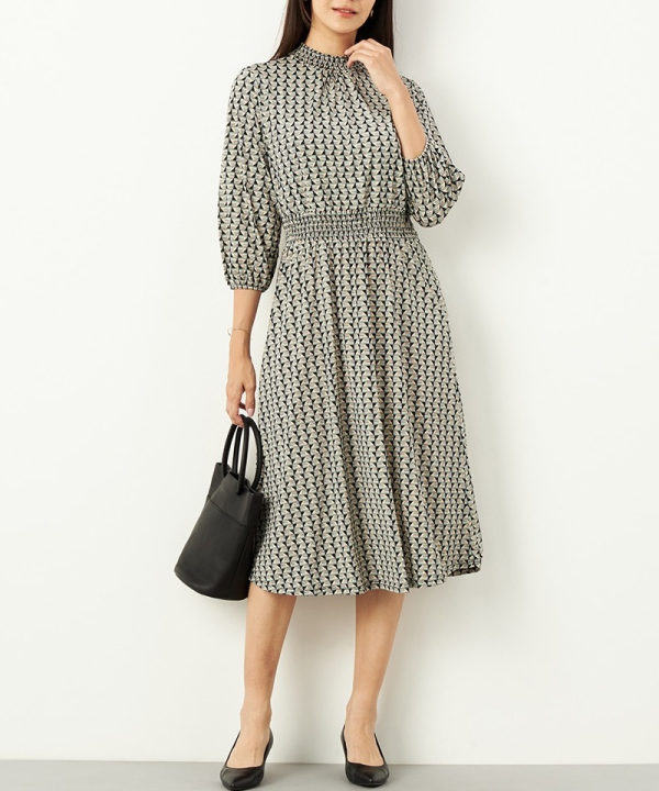 人気シリーズ再入荷！着るだけで決まる美シルエットワンピース