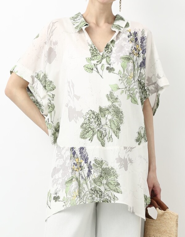 大人のためのフラワーチュニックが登場🌿