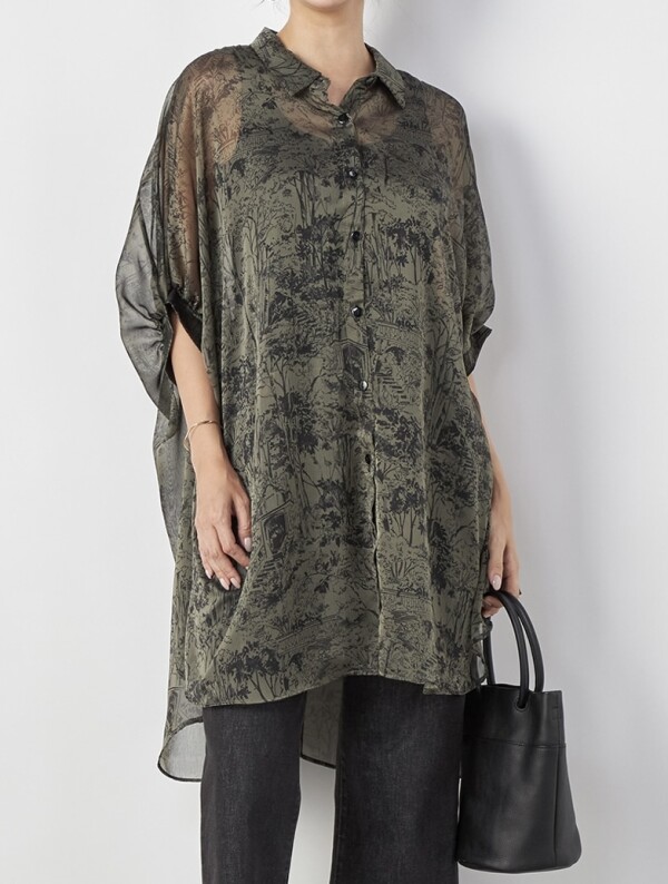 《透け感×ゆったり×アート柄》シックなチュニックブラウス