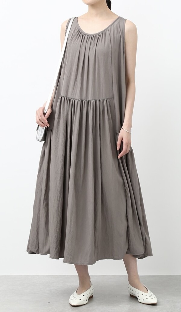 リラックス感たっぷりの大人ワンピース