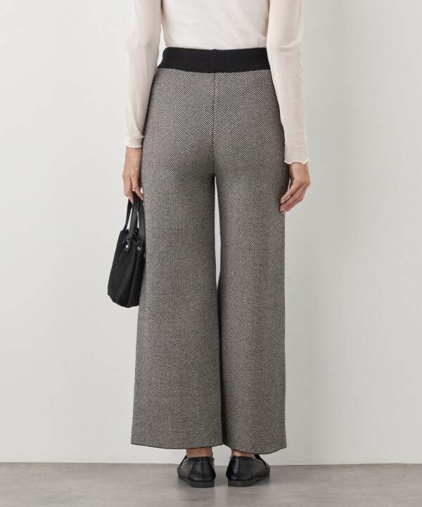 「楽ちん×キレイ見え」を叶えるニットパンツ🌟