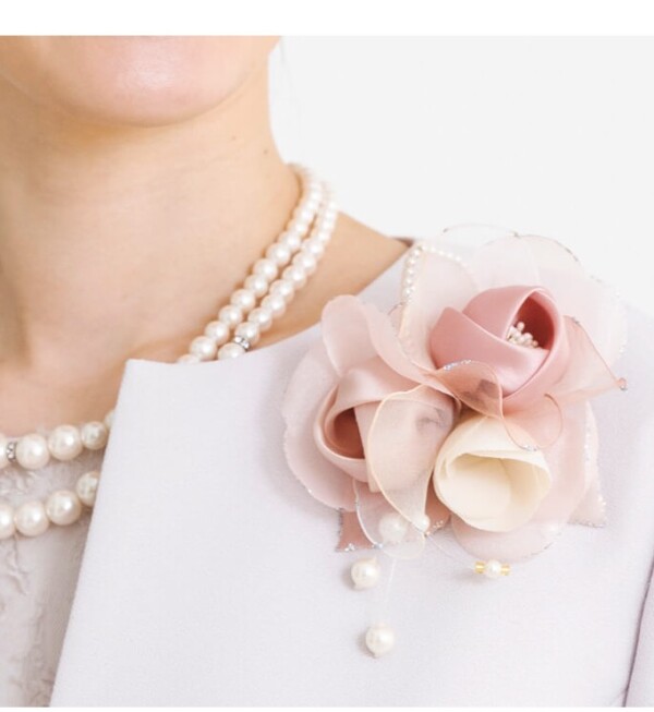 グラデーションの幸せコサージュ💐