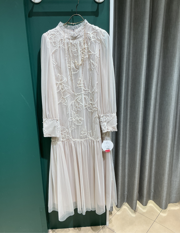 セールドレス👗少しだけご紹介✨