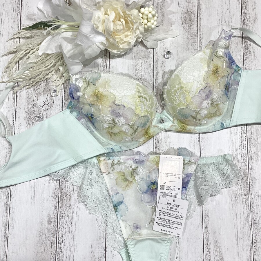 爽やかカラーで気分も軽く♪