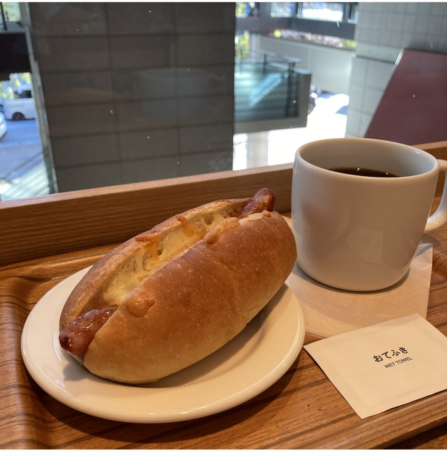 【Cafe'&Meal MUJI 青葉台東急スクエア】おいしいパン「ホットドッグ」