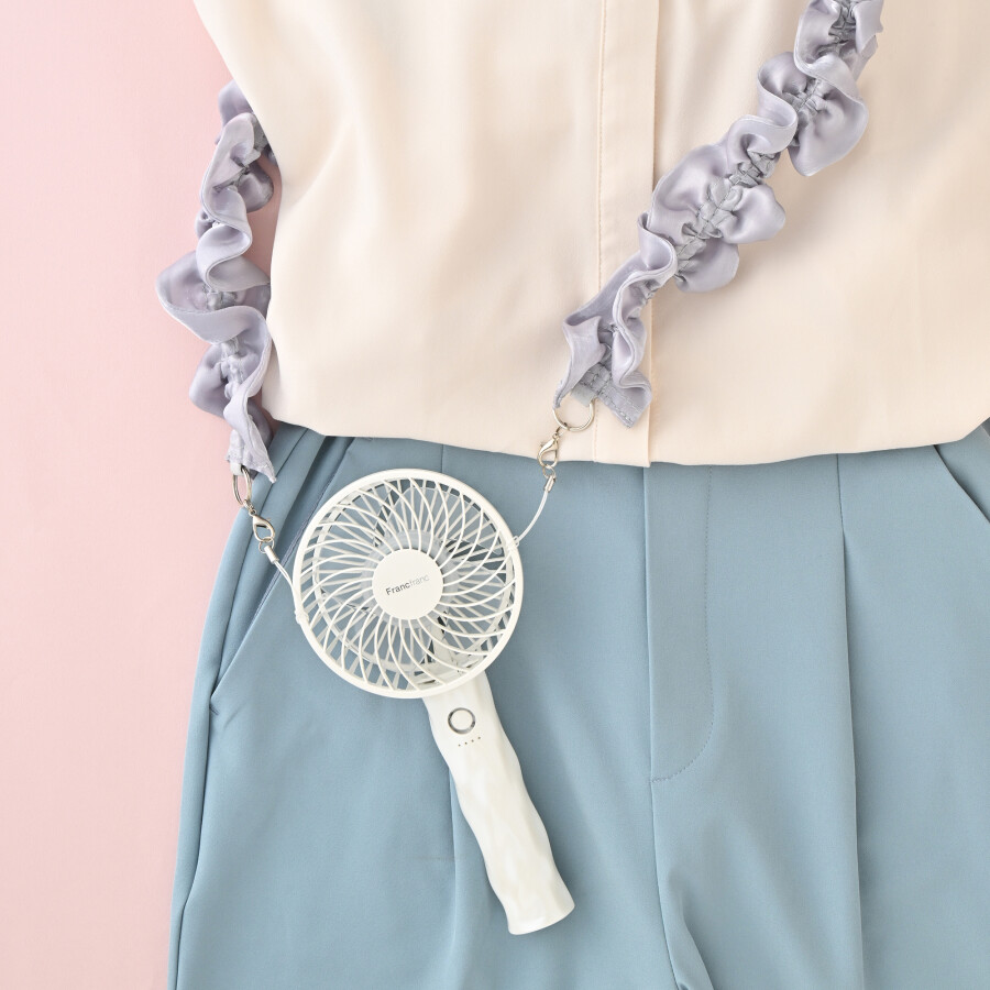 【フレ　ハンディファンシリーズ🌈】ストラップ🫧✨