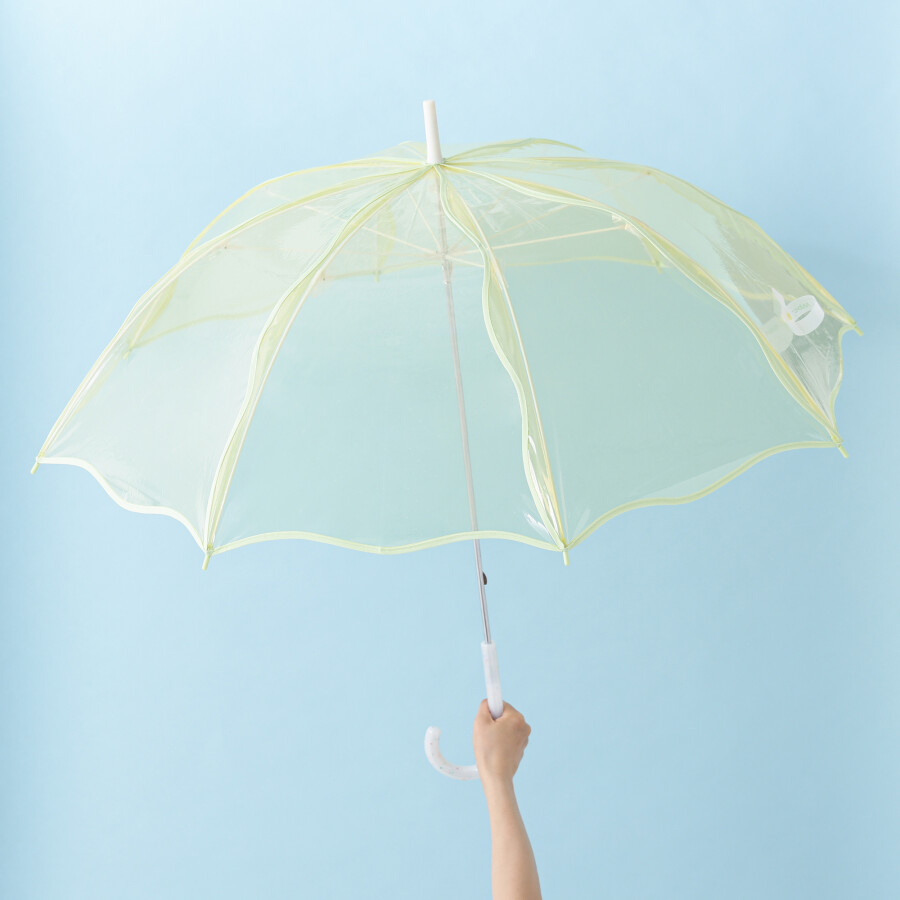 ＼雨の日のお出かけも自分らしく楽しもう☔／ビニール傘🩵