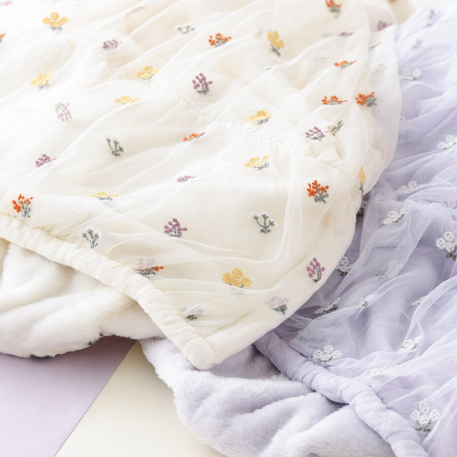 ＼ SUMMER SALE✨📢 ／小花柄ひざ掛け🌼💜
