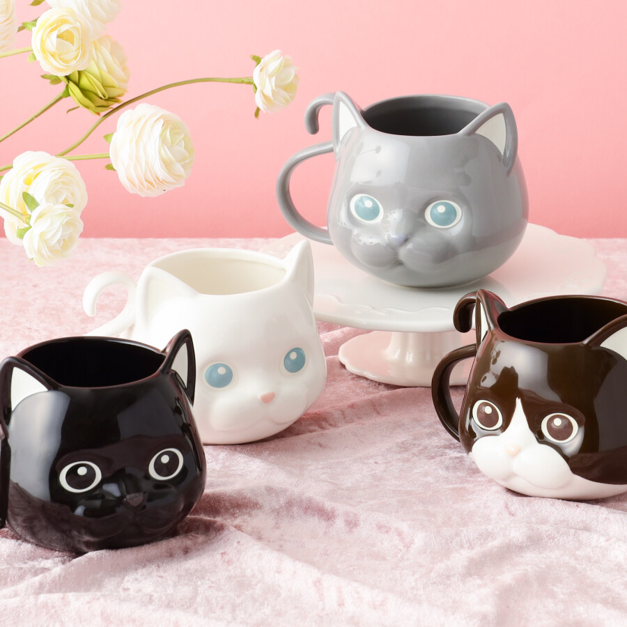 【ハロウィン期間限定アイテム👻🖤】目と耳が光る猫マグカップ🐈‍⬛🐈
