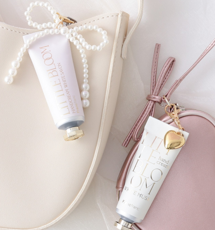 【Francfrancのある生活】 チャーム付きハンドクリーム🎀🫧