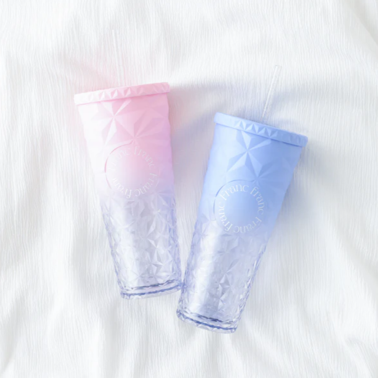 ＼SNSでも大人気のアイテム🩵🩷／大容量タンブラー🥤🫧
