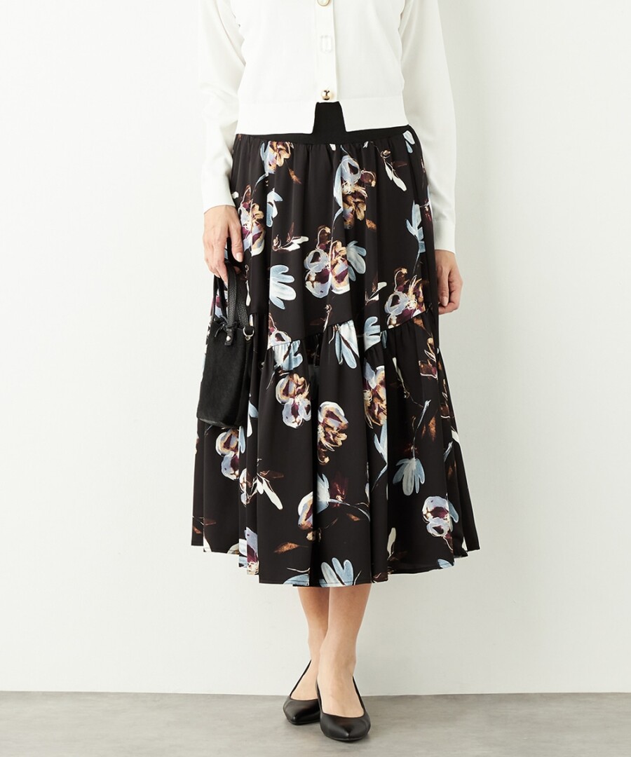 上品さを魅せる✨️大人のティアードスカート